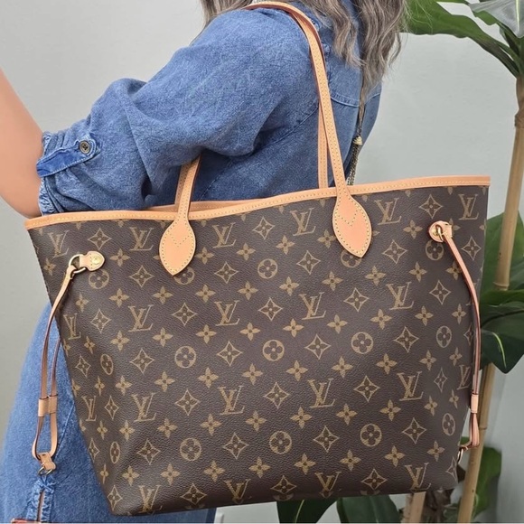 Handbags - Authentic Louis Vuitton neverfull mm